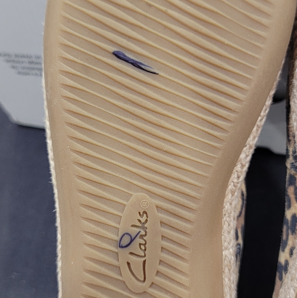 Clarks Espadrille Danelly Sky Leather Leopard Print Slip On Shoes Women’s 8.5 - Picture 14 of 15